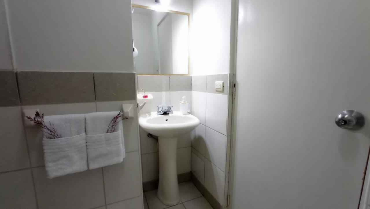 Habitacion Bano Compartido La Paz 2 Distretto di Distretto di Lima Esterno foto